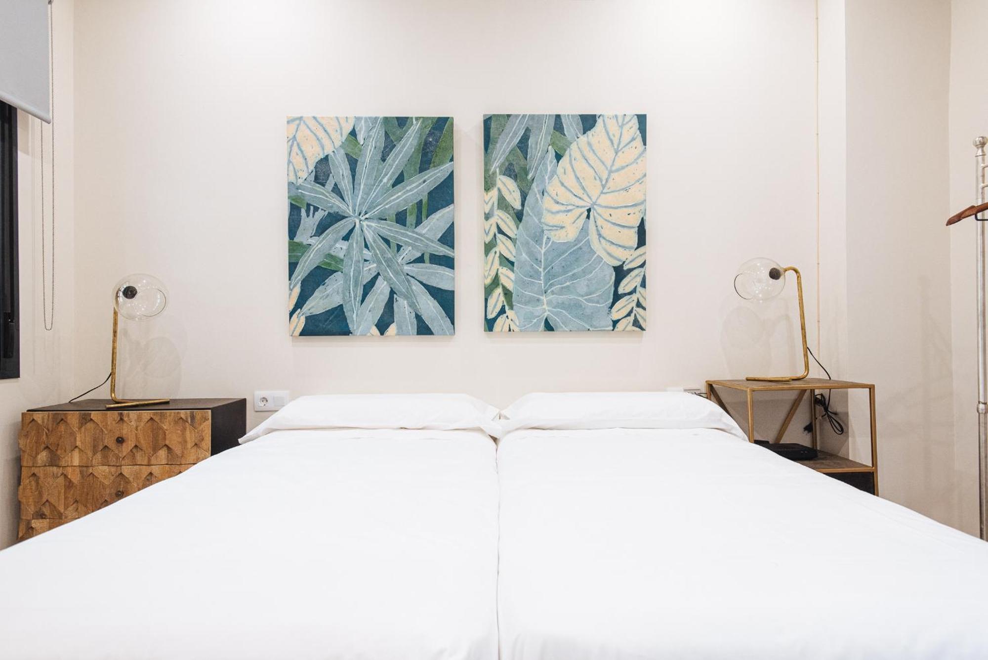 Selecta Apartments Alameda Sevilla Bagian luar foto