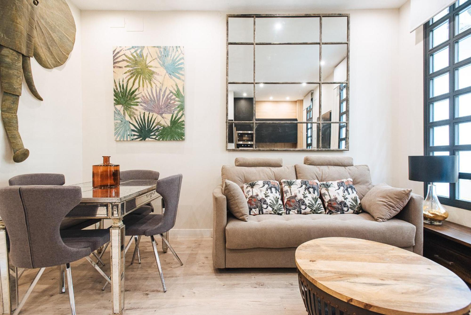Selecta Apartments Alameda Sevilla Bagian luar foto