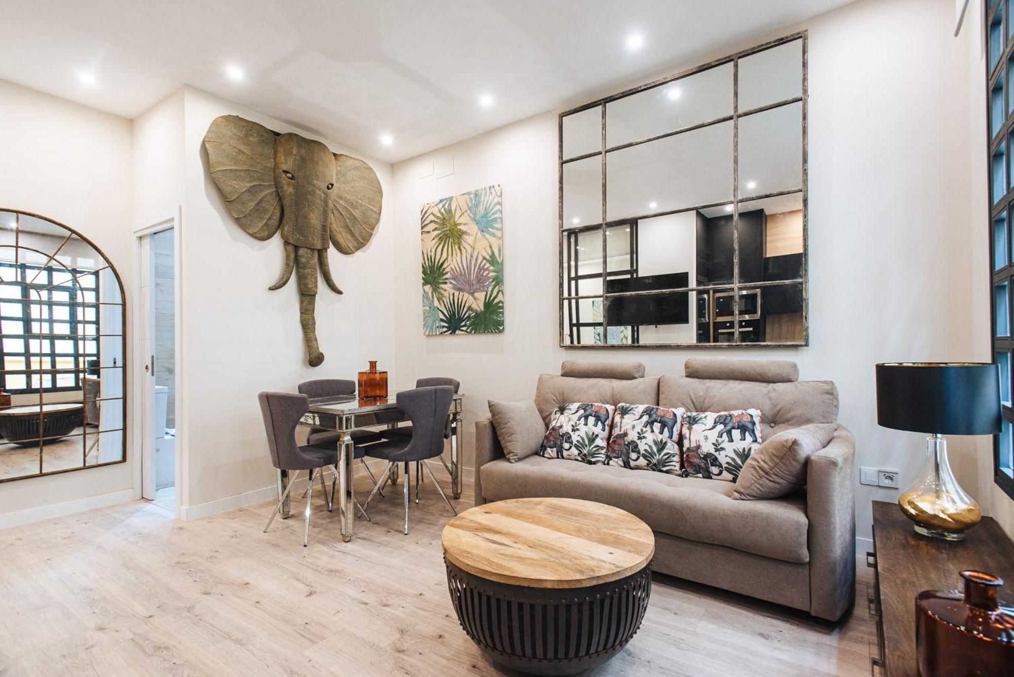 Selecta Apartments Alameda Sevilla Bagian luar foto