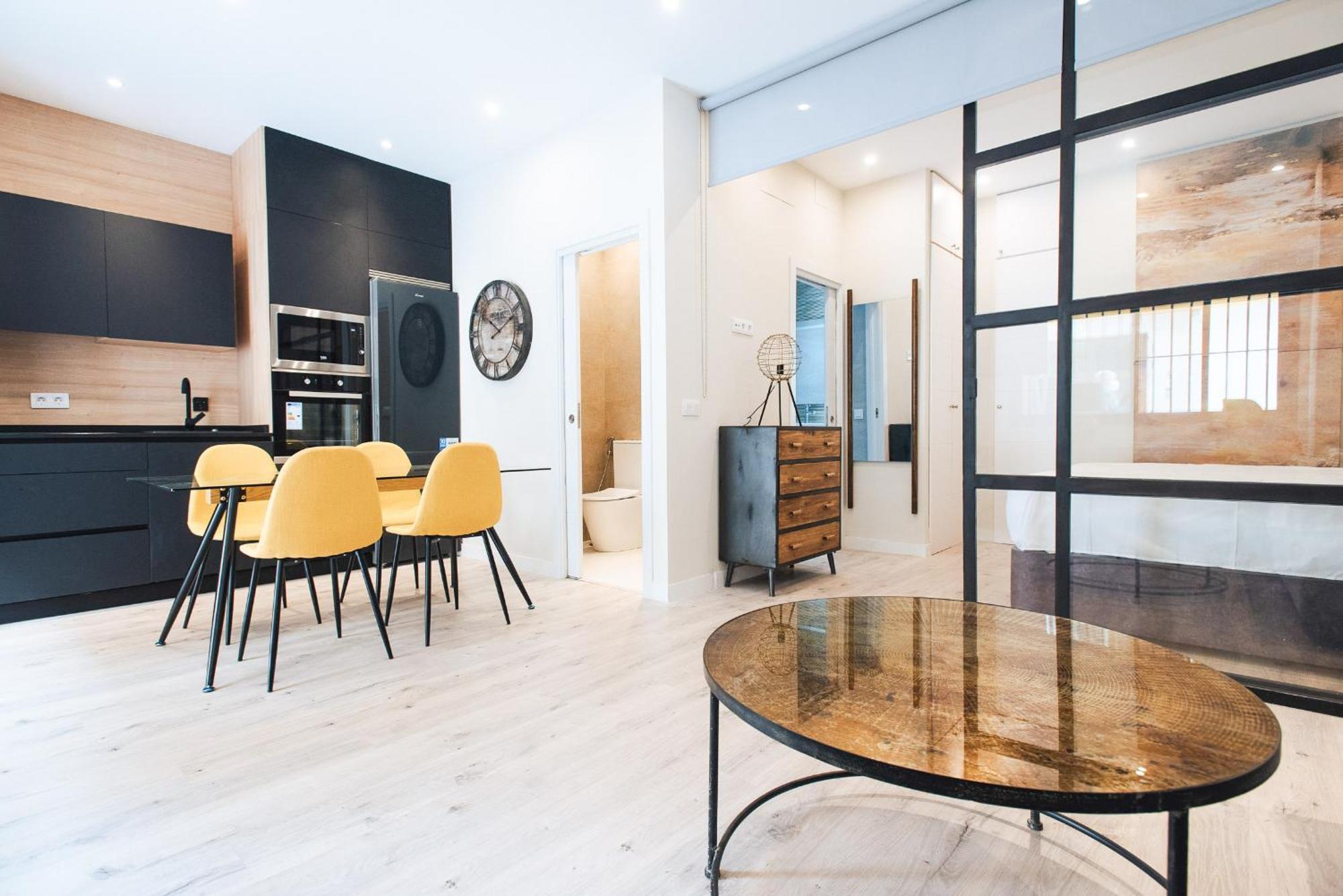 Selecta Apartments Alameda Sevilla Bagian luar foto